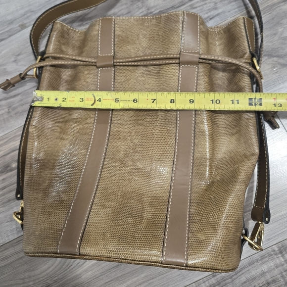 Lancel Elsa Sellier Brown/tan Leather Drawstring Bucket Handbag - Picture 14 of 16
